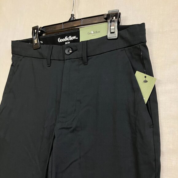 Goodfellow & Co Men's Black Skinny Fit Mid Rise Pocket Hennepin Tech Chino Pants - Picture 9 of 16